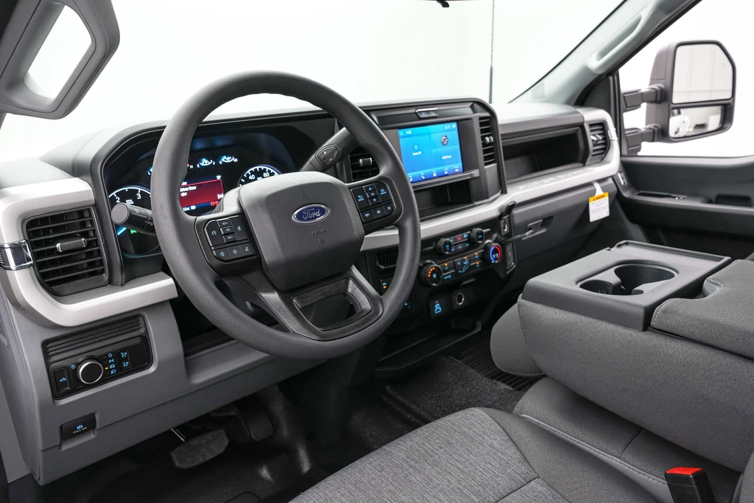 2026 Ford Super Duty 5th Gen - Image 14 of 21