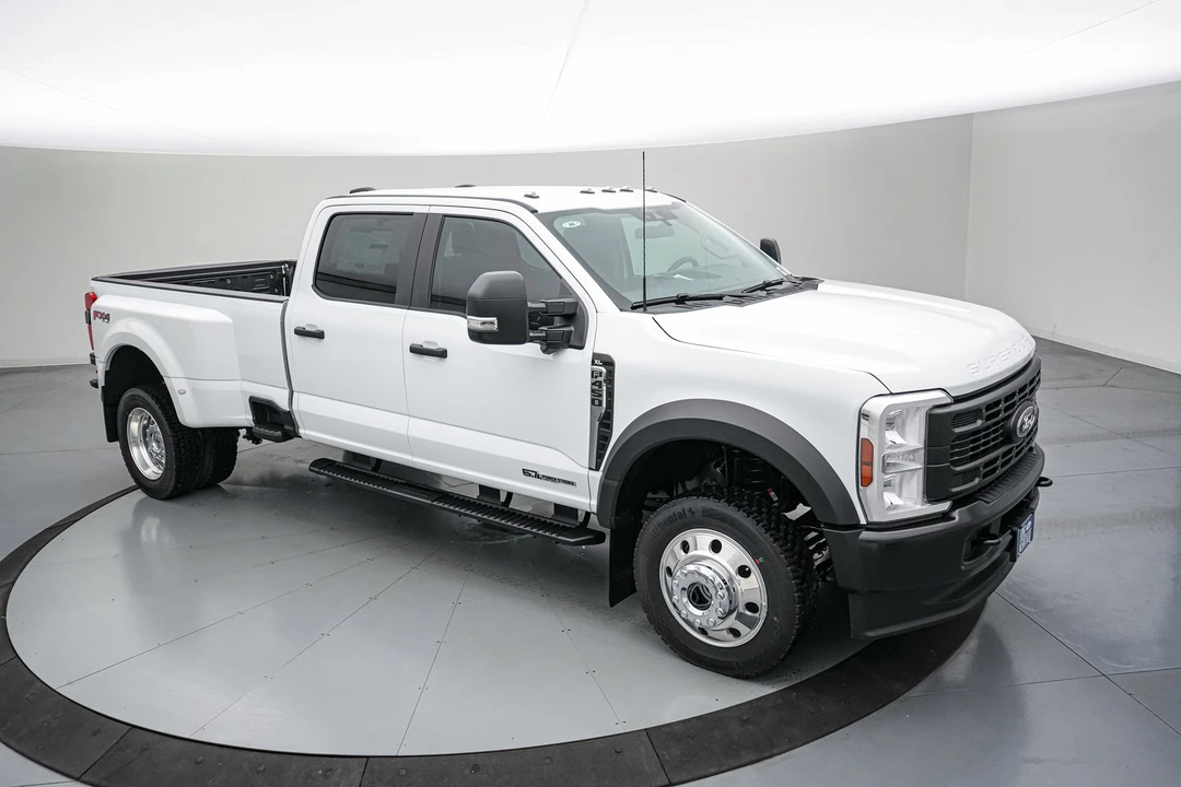 2026 Ford Super Duty 5th Gen - Image 4 of 25