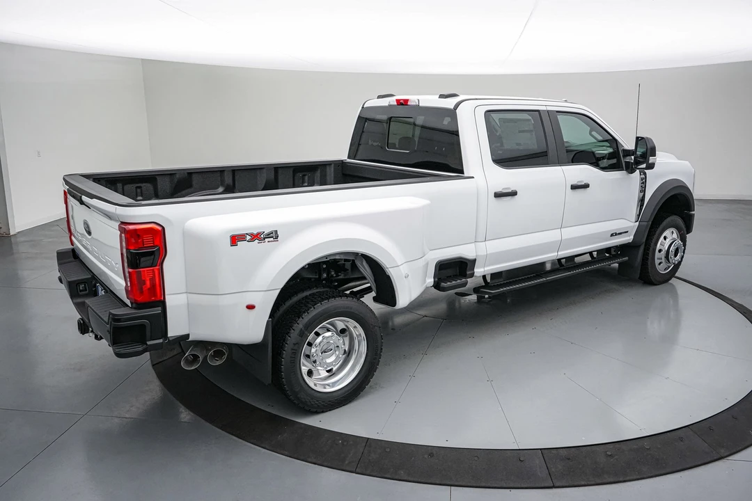 2026 Ford Super Duty 5th Gen - Image 6 of 25