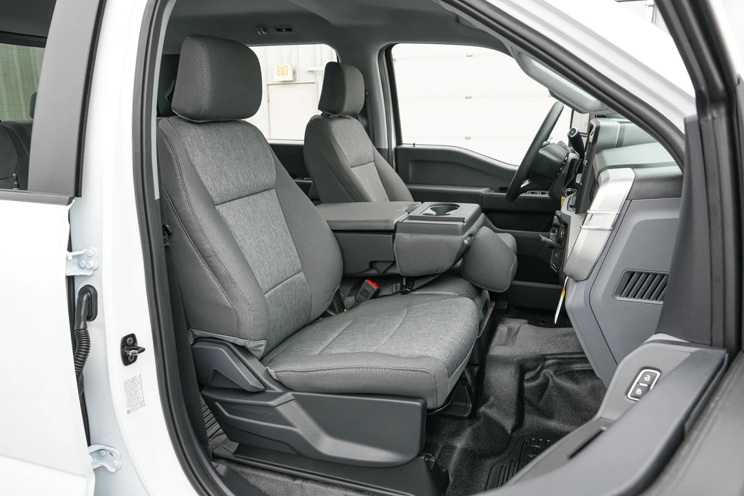 2026 Ford Super Duty 5th Gen - Image 22 of 25