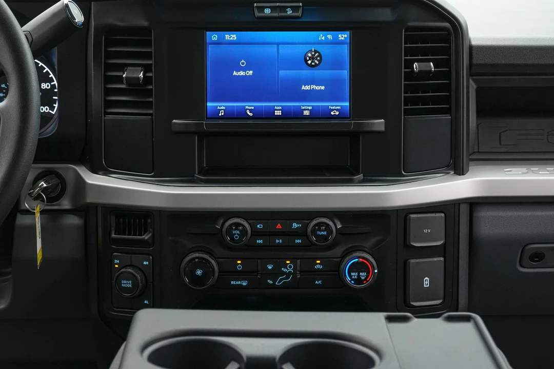 2026 Ford Super Duty 5th Gen - Image 17 of 24