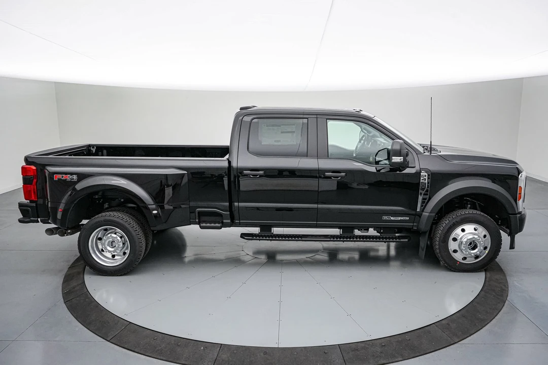 2026 Ford Super Duty 5th Gen - Image 4 of 24