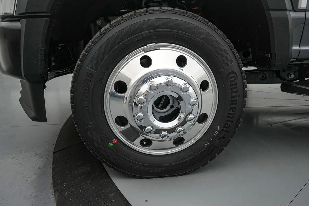 2026 Ford Super Duty 5th Gen - Image 12 of 21