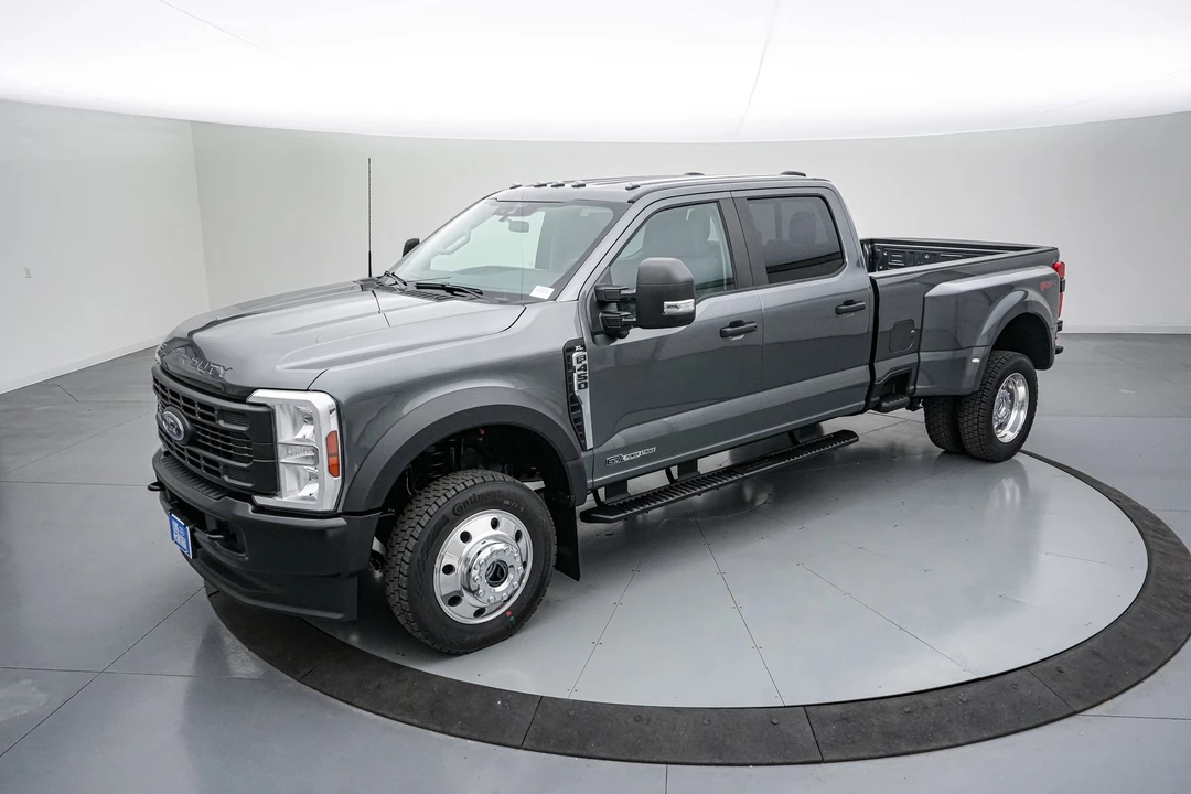 2026 Ford Super Duty 5th Gen - Image 10 of 21
