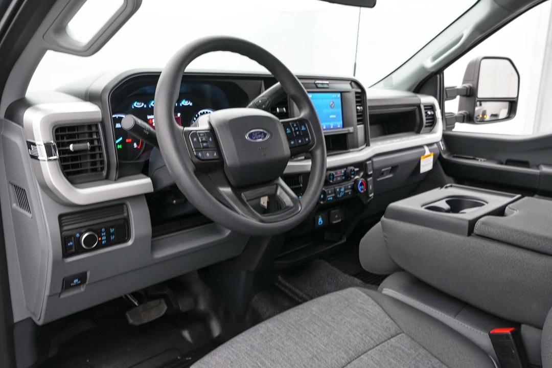 2026 Ford Super Duty 5th Gen - Image 14 of 24