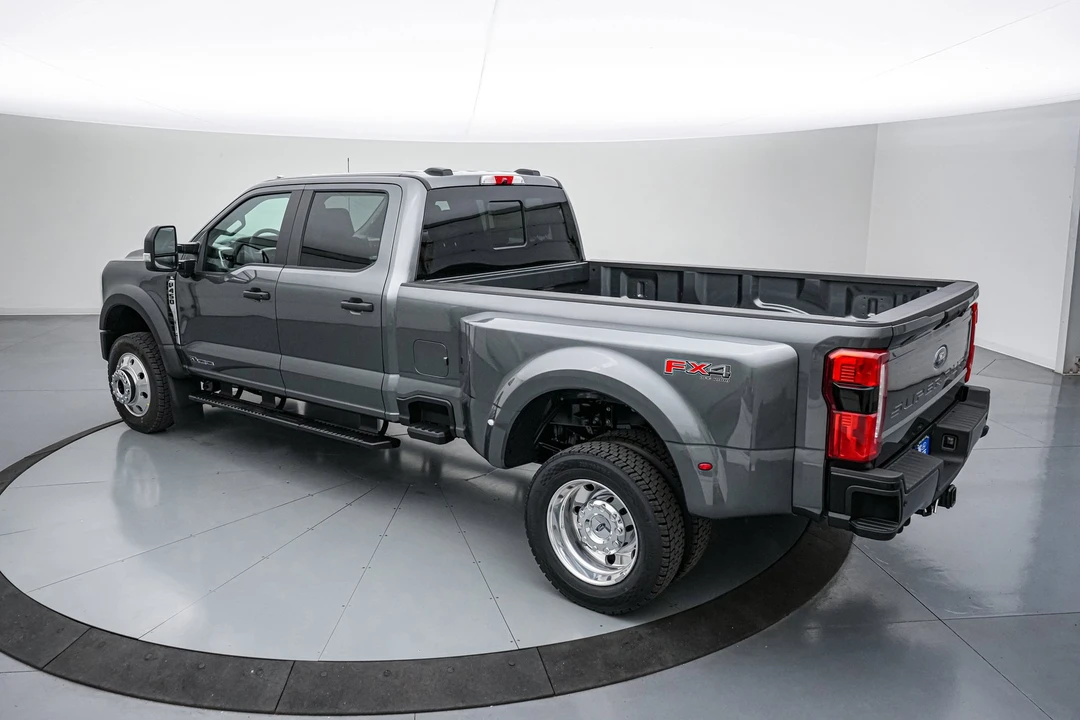2026 Ford Super Duty 5th Gen - Image 8 of 24