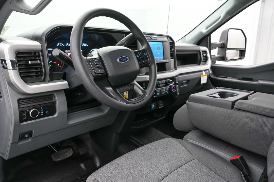 2026 Ford Super Duty 5th Gen - Image 15 of 24