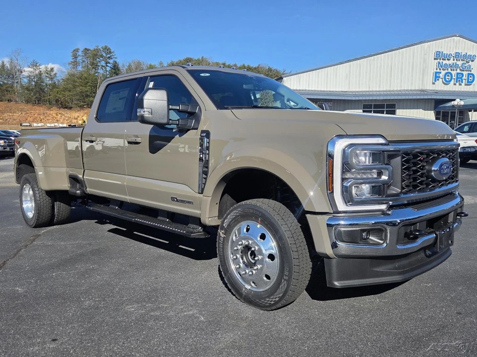 2026 Ford Super Duty 5th Gen - Image 8 of 19