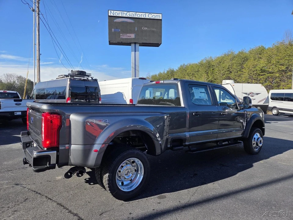 2026 Ford Super Duty 5th Gen - Image 18 of 21