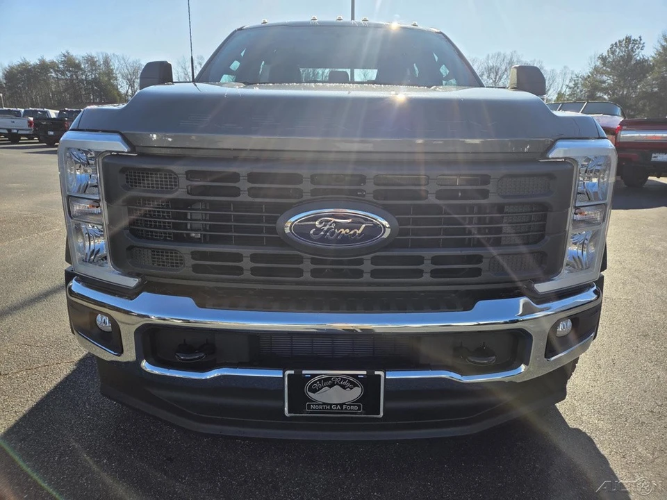 2026 Ford Super Duty 5th Gen - Image 15 of 21