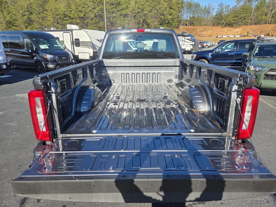 2026 Ford Super Duty 5th Gen - Image 14 of 21