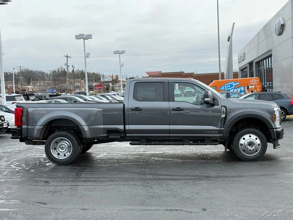 2026 Ford Super Duty 5th Gen - Image 7 of 12