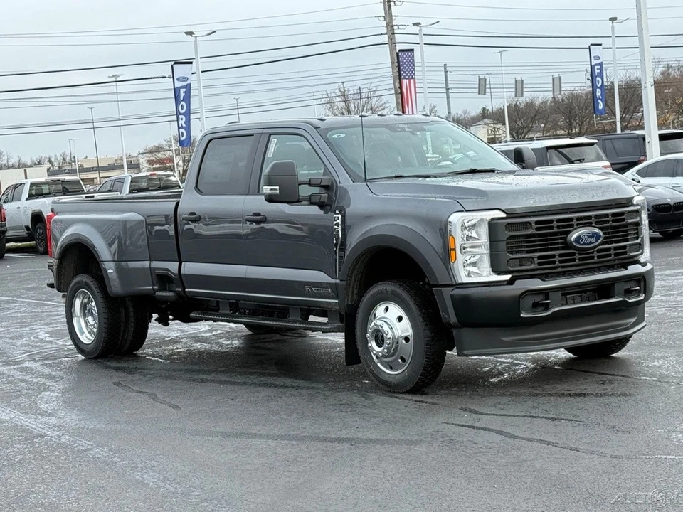 2026 Ford Super Duty 5th Gen - Image 9 of 12