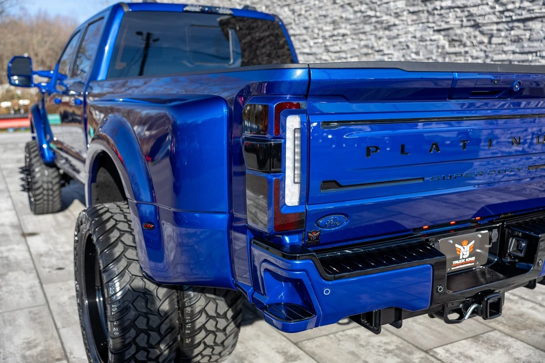 2026 Ford Super Duty 5th Gen - Image 18 of 21
