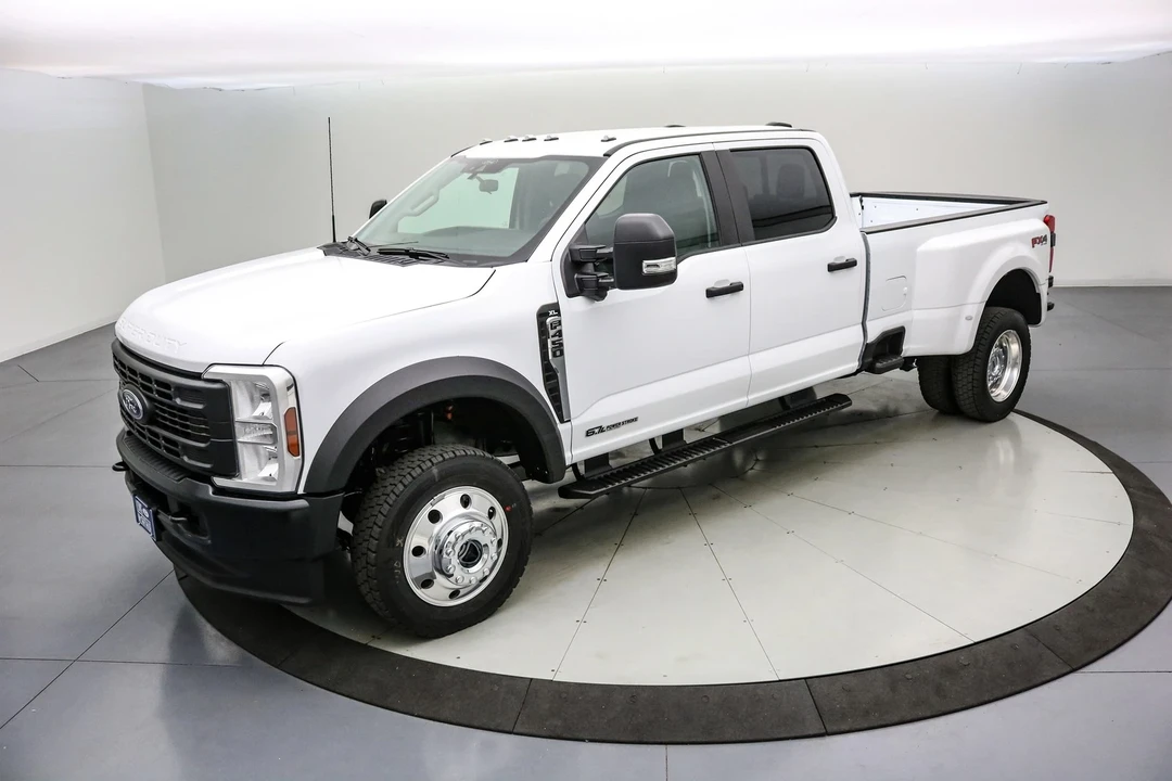 2026 Ford Super Duty 5th Gen - Image 10 of 21