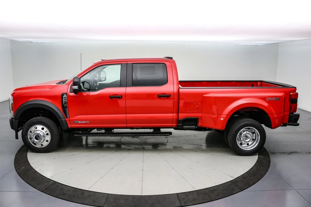 2026 Ford Super Duty 5th Gen - Image 9 of 21