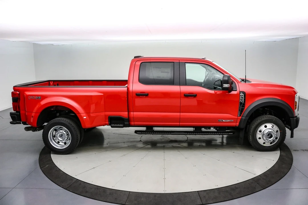 2026 Ford Super Duty 5th Gen - Image 4 of 21
