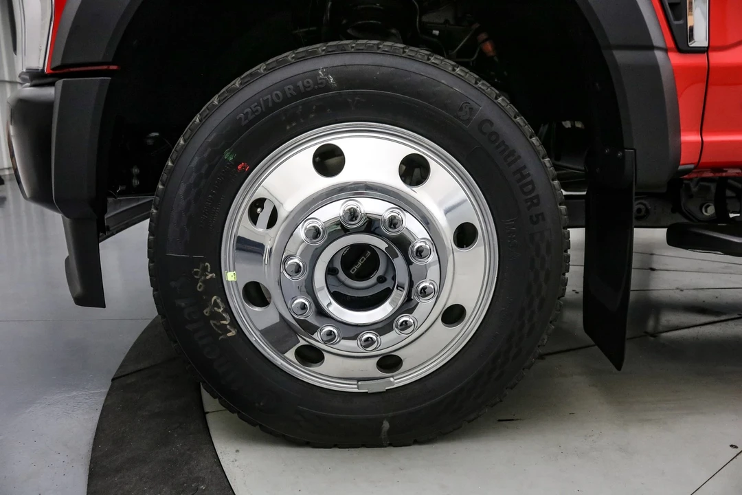 2026 Ford Super Duty 5th Gen - Image 12 of 21