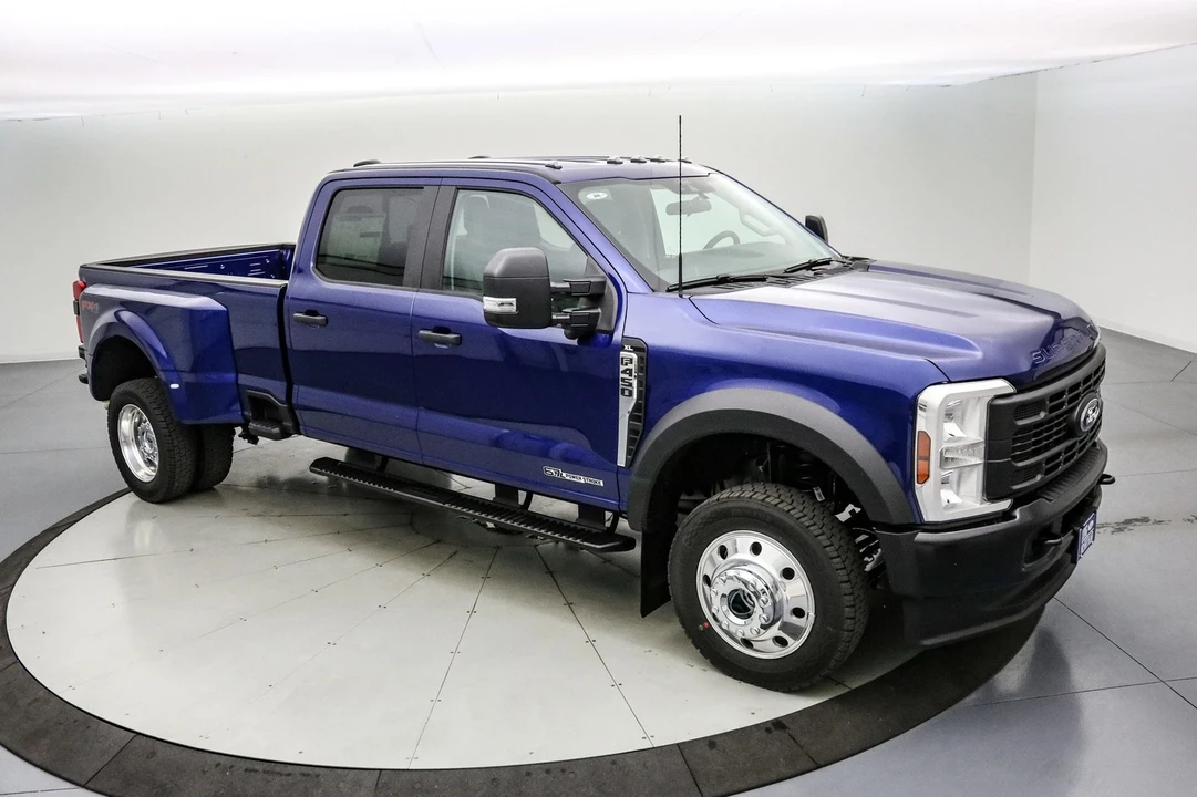 2026 Ford Super Duty 5th Gen - Image 2 of 21
