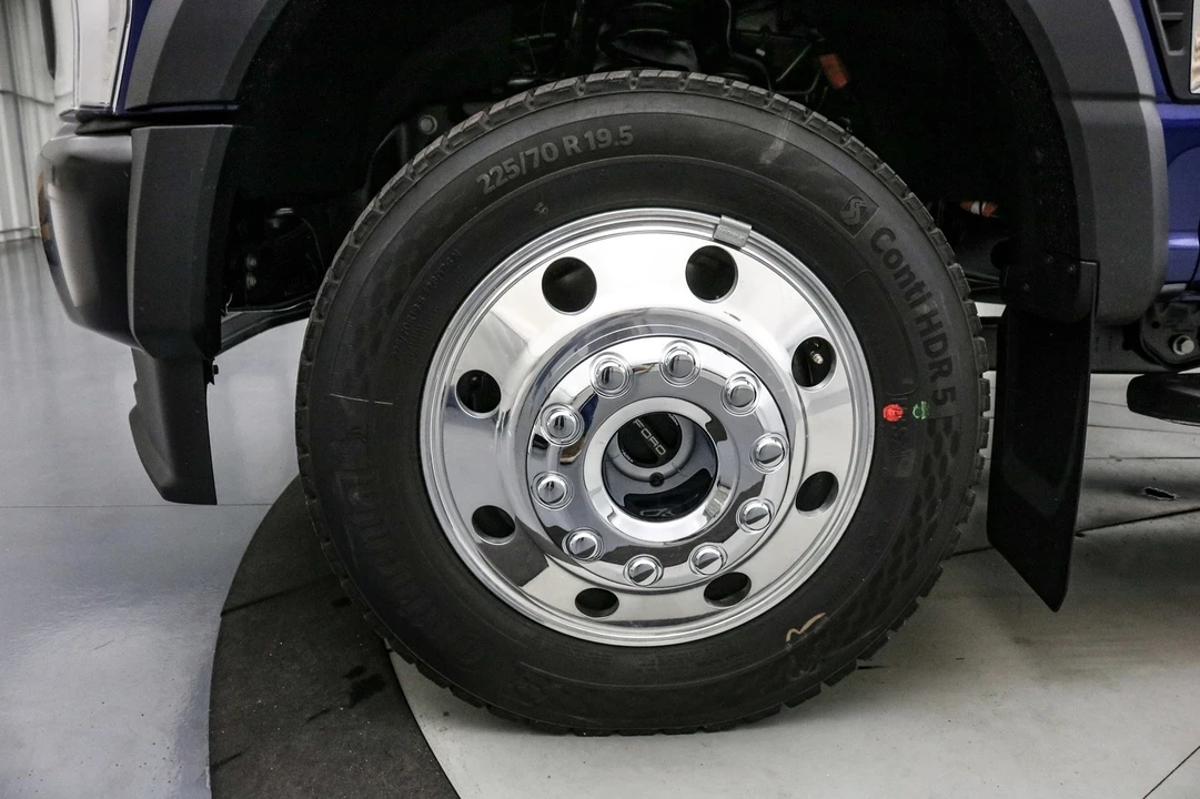 2026 Ford Super Duty 5th Gen - Image 11 of 21