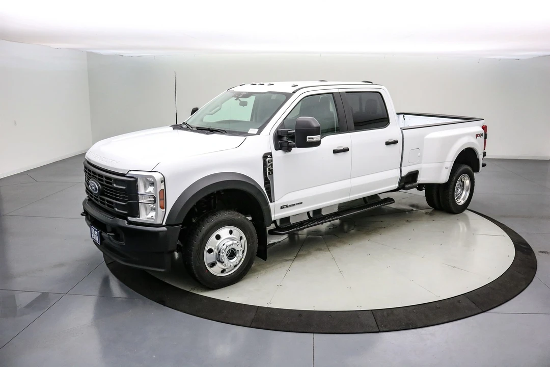 2026 Ford Super Duty 5th Gen - Image 10 of 21