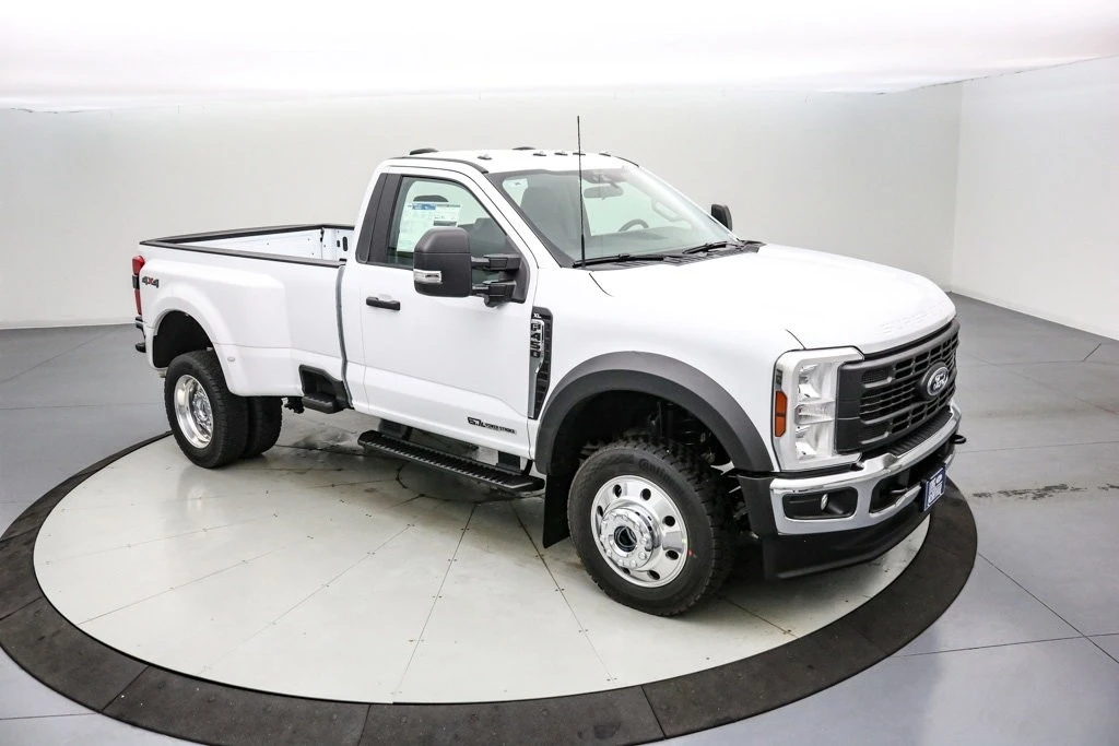 2026 Ford Super Duty 5th Gen - Image 2 of 21