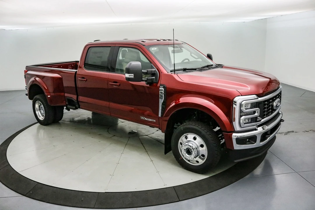 2026 Ford Super Duty 5th Gen - Image 2 of 21