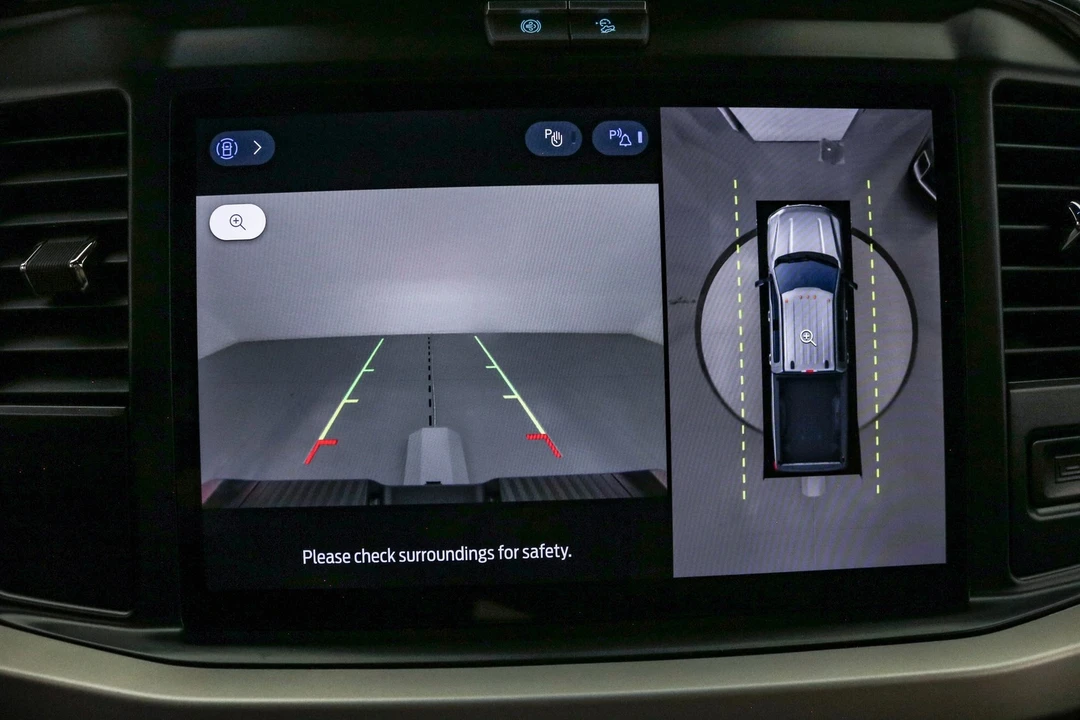 2026 Ford Super Duty 5th Gen - Image 18 of 21