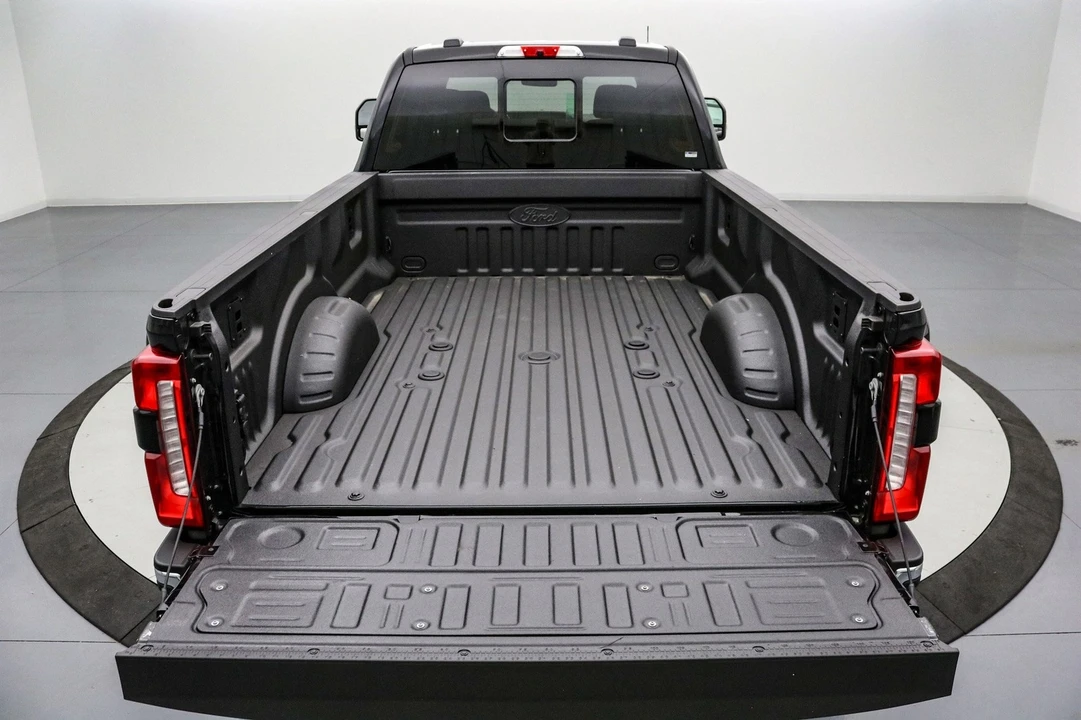 2026 Ford Super Duty 5th Gen - Image 7 of 21