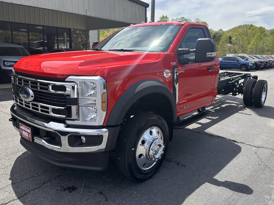 2026 Ford Super Duty 5th Gen - Image 2 of 22