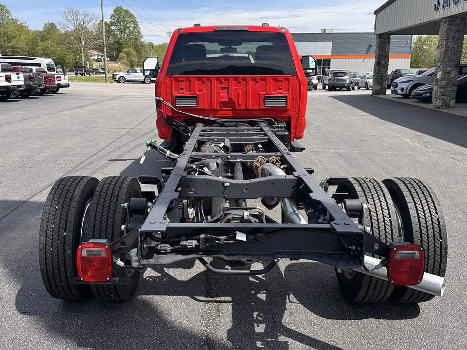 2026 Ford Super Duty 5th Gen - Image 5 of 22