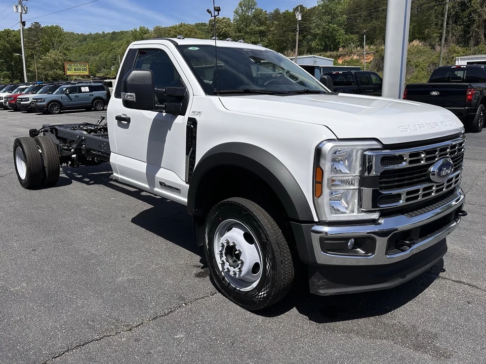 2026 Ford Super Duty 5th Gen - Image 4 of 23
