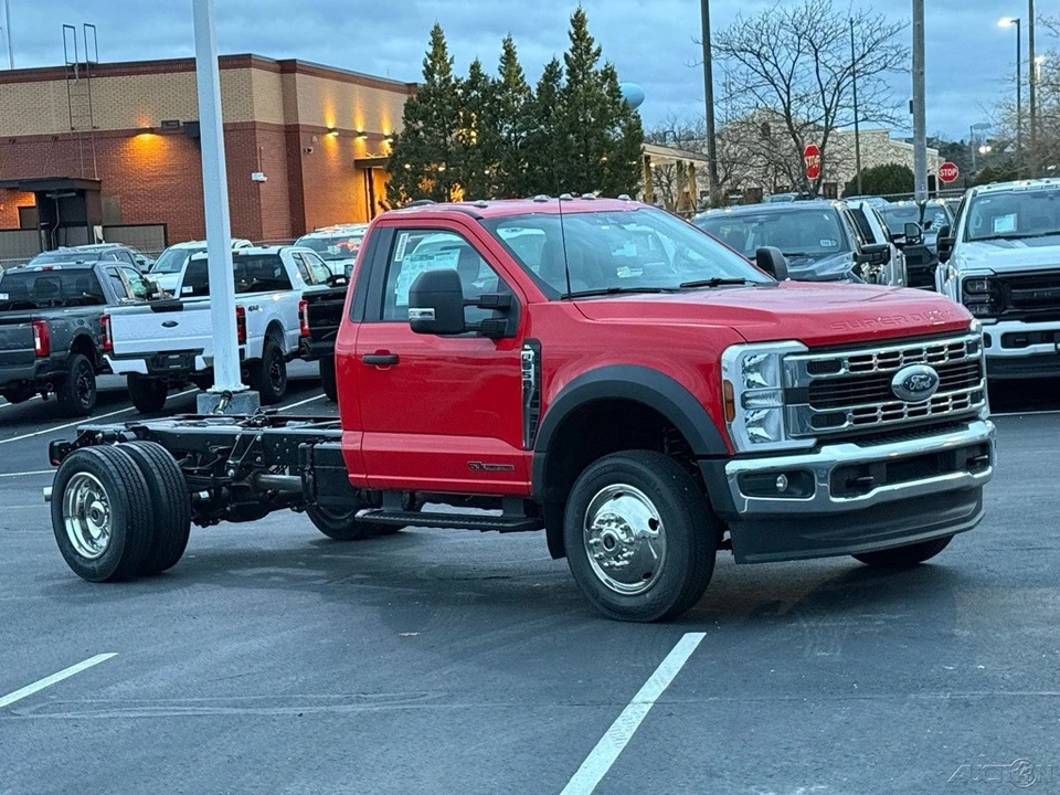 2026 Ford Super Duty 5th Gen - Image 9 of 12