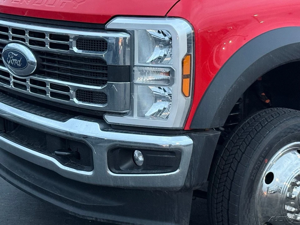 2026 Ford Super Duty 5th Gen - Image 11 of 12