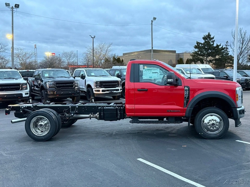 2026 Ford Super Duty 5th Gen - Image 7 of 12