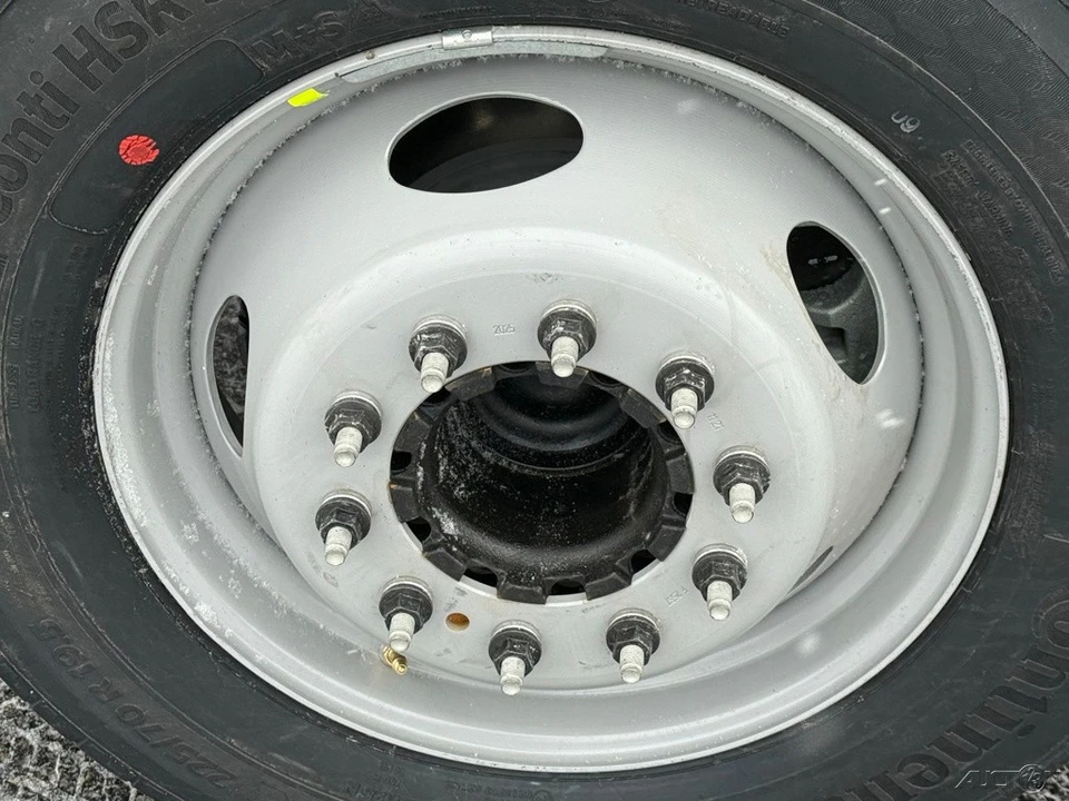 2026 Ford Super Duty 5th Gen - Image 13 of 24