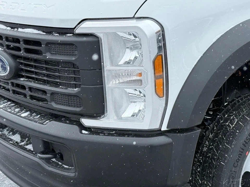 2026 Ford Super Duty 5th Gen - Image 11 of 24