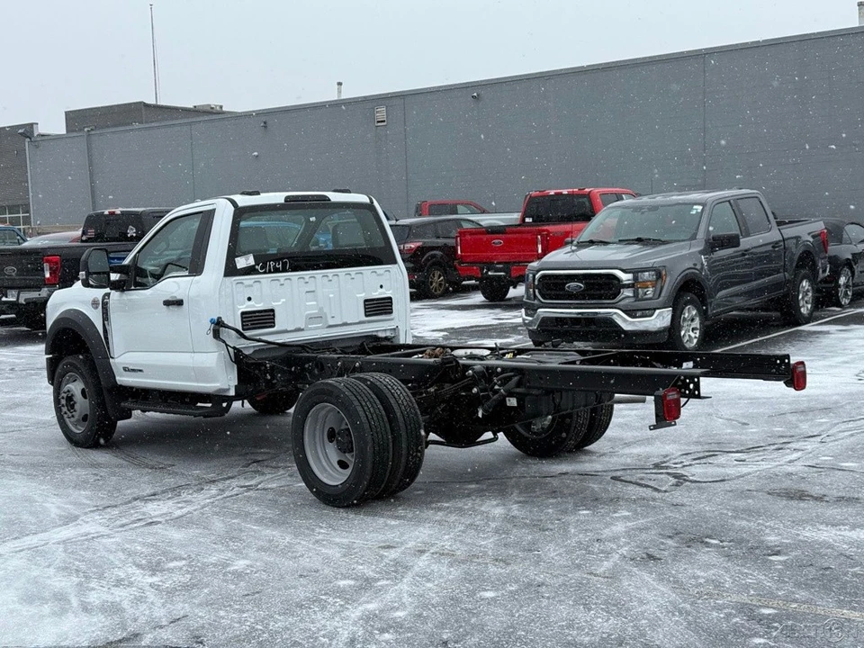 2026 Ford Super Duty 5th Gen - Image 3 of 24