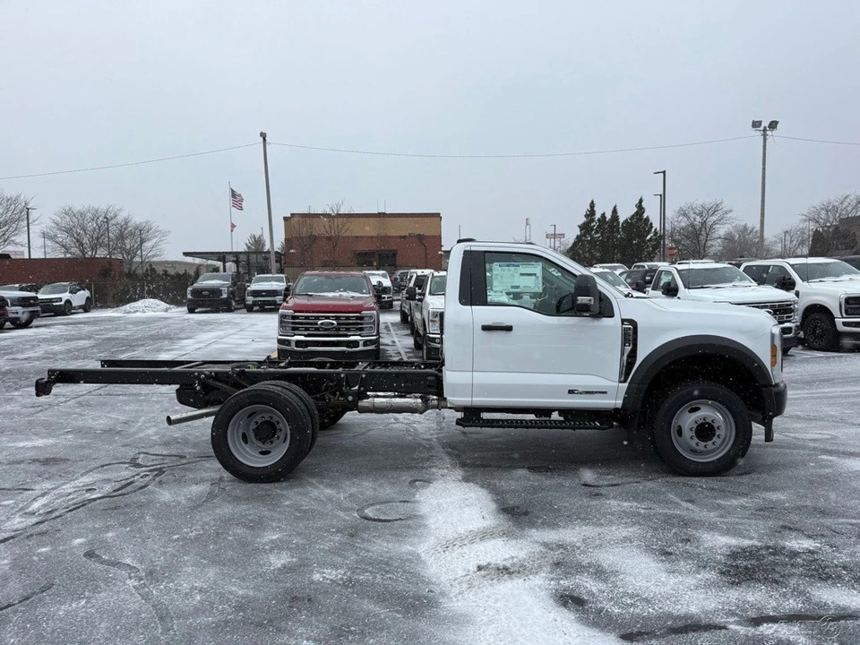 2026 Ford Super Duty 5th Gen - Image 7 of 24