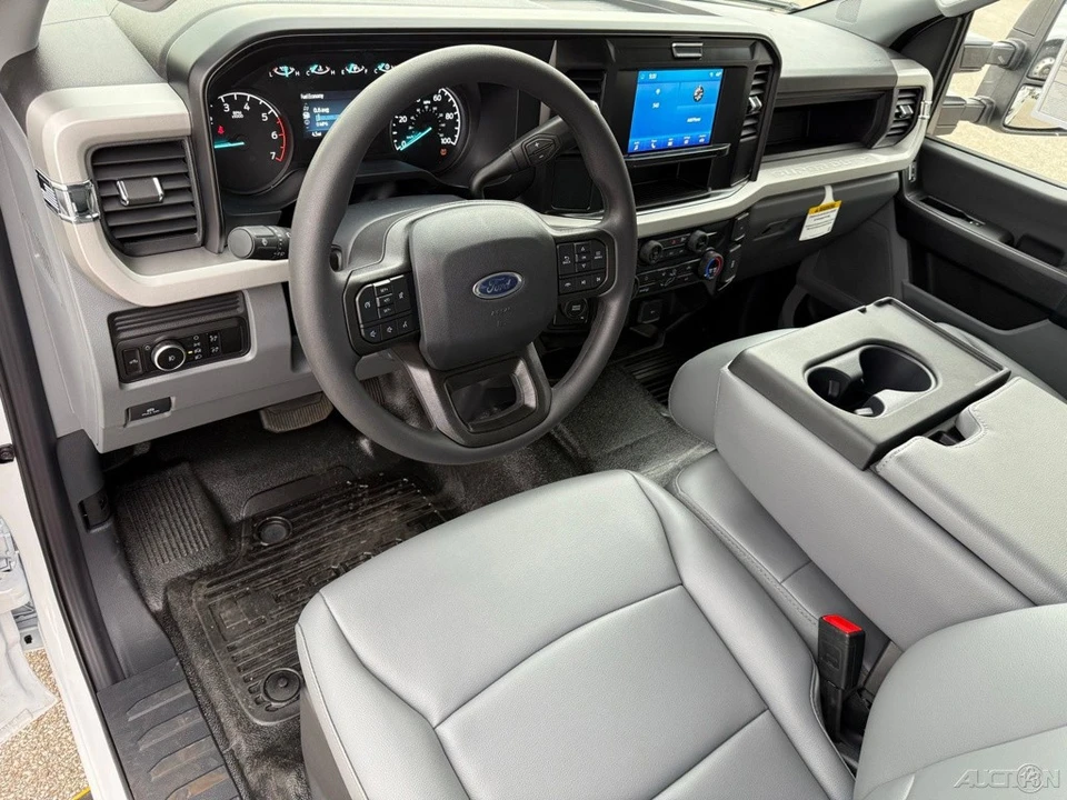 2026 Ford Super Duty 5th Gen - Image 14 of 24