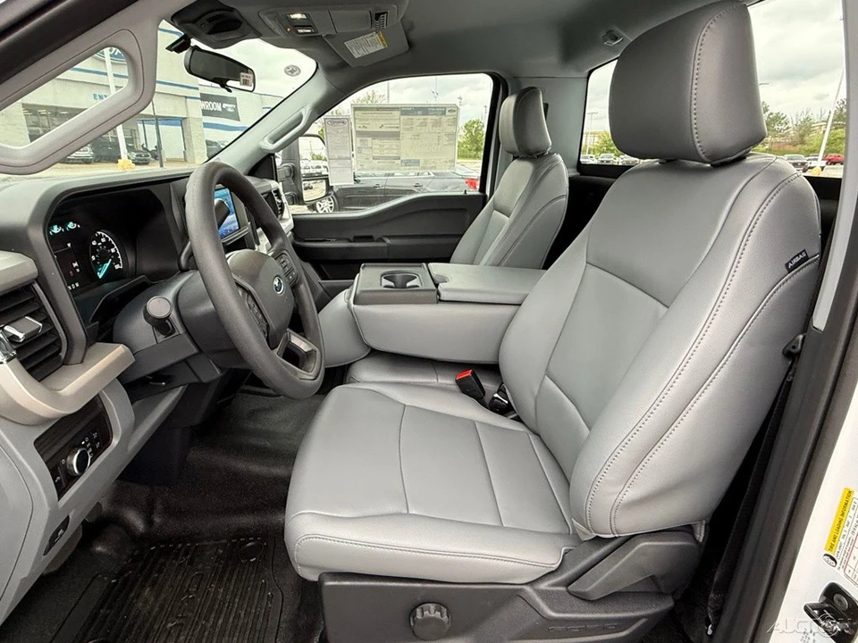 2026 Ford Super Duty 5th Gen - Image 15 of 24