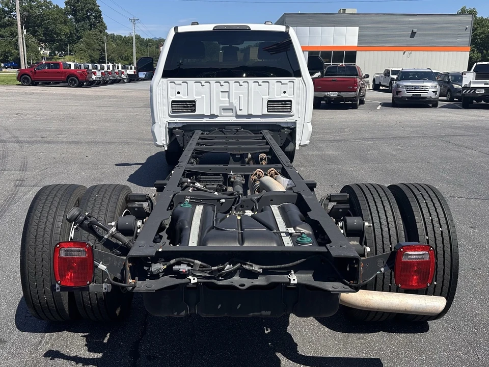2026 Ford Super Duty 5th Gen - Image 6 of 21