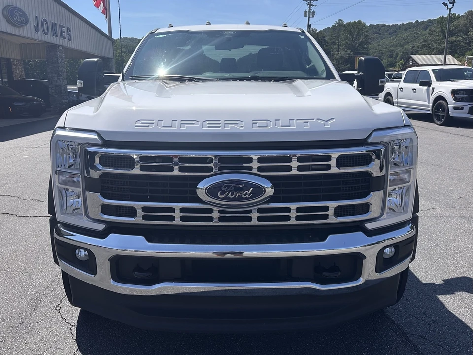 2026 Ford Super Duty 5th Gen - Image 3 of 21