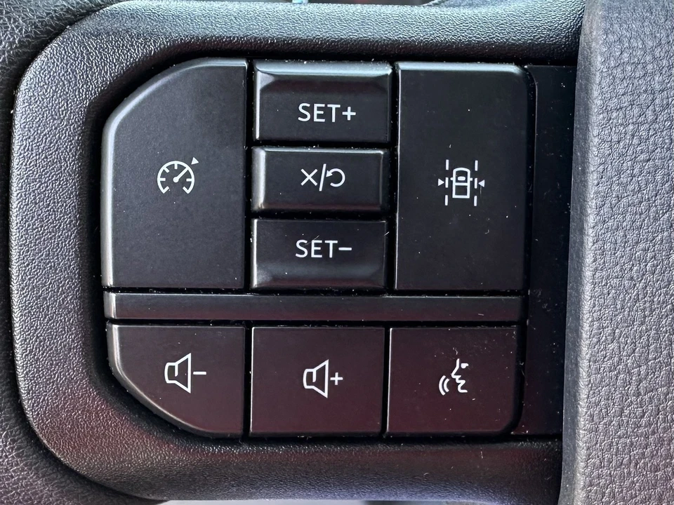 2026 Ford Super Duty 5th Gen - Image 14 of 21