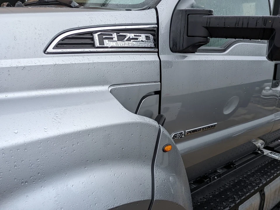 2026 Ford Super Duty 5th Gen - Image 11 of 12
