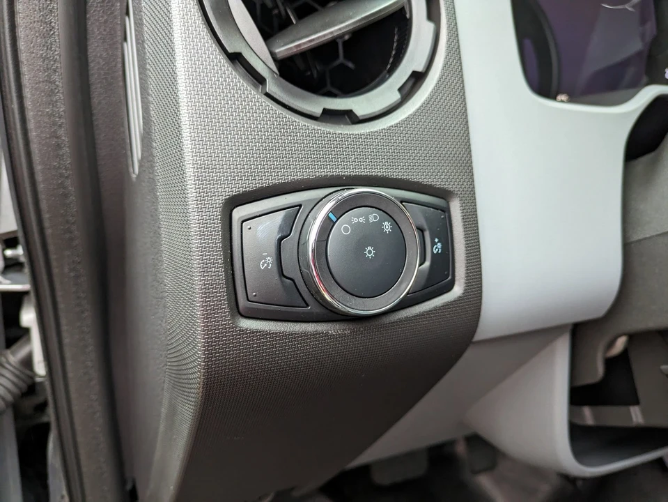 2026 Ford Super Duty 5th Gen - Image 18 of 21
