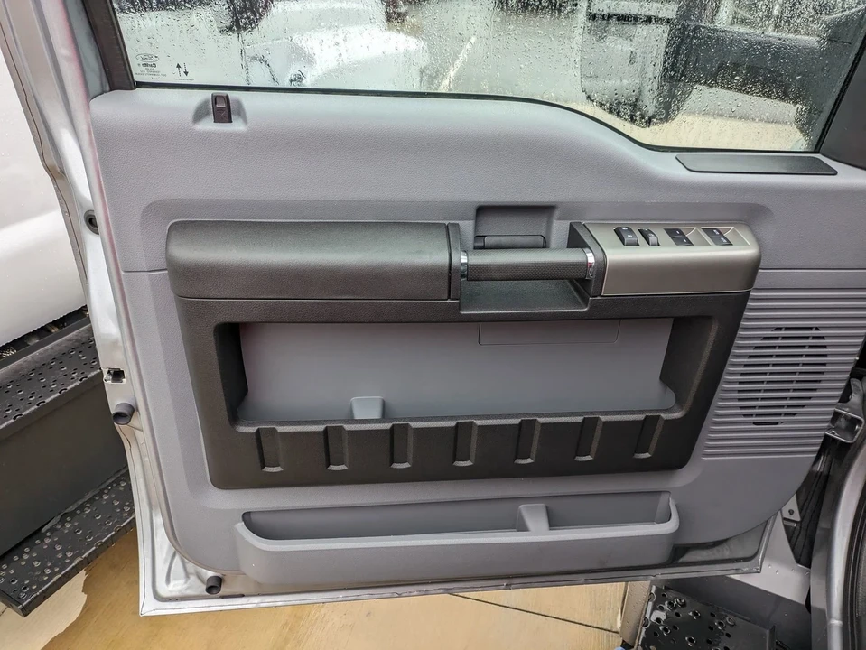 2026 Ford Super Duty 5th Gen - Image 16 of 21
