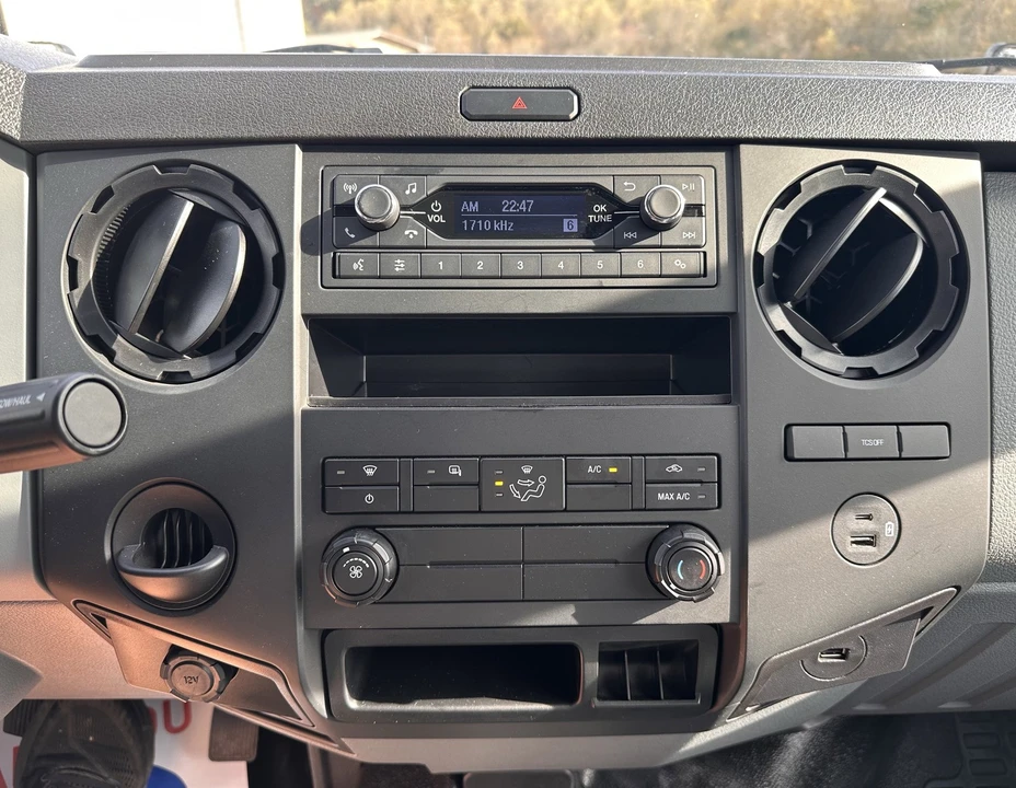 2026 Ford Super Duty 5th Gen - Image 21 of 25