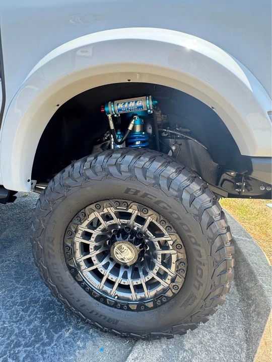 2026 Ford Super Duty 5th Gen - Image 11 of 15