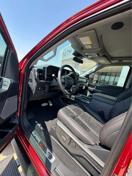 2026 Ford Super Duty 5th Gen - Image 11 of 19